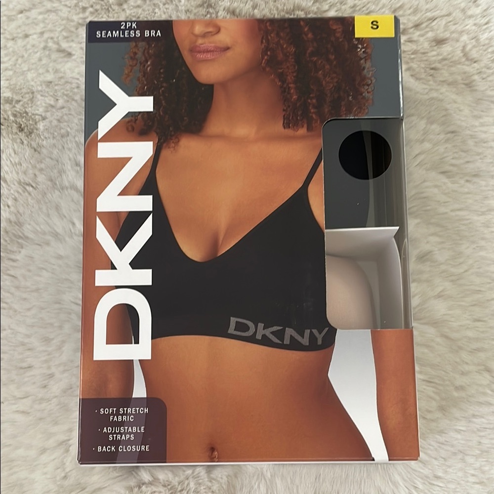 ♥️DKNY♥️ Black Seamless Bra 2-Pack size (Small)